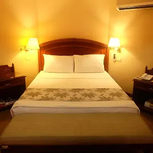 El Cielito - Makati Hotel